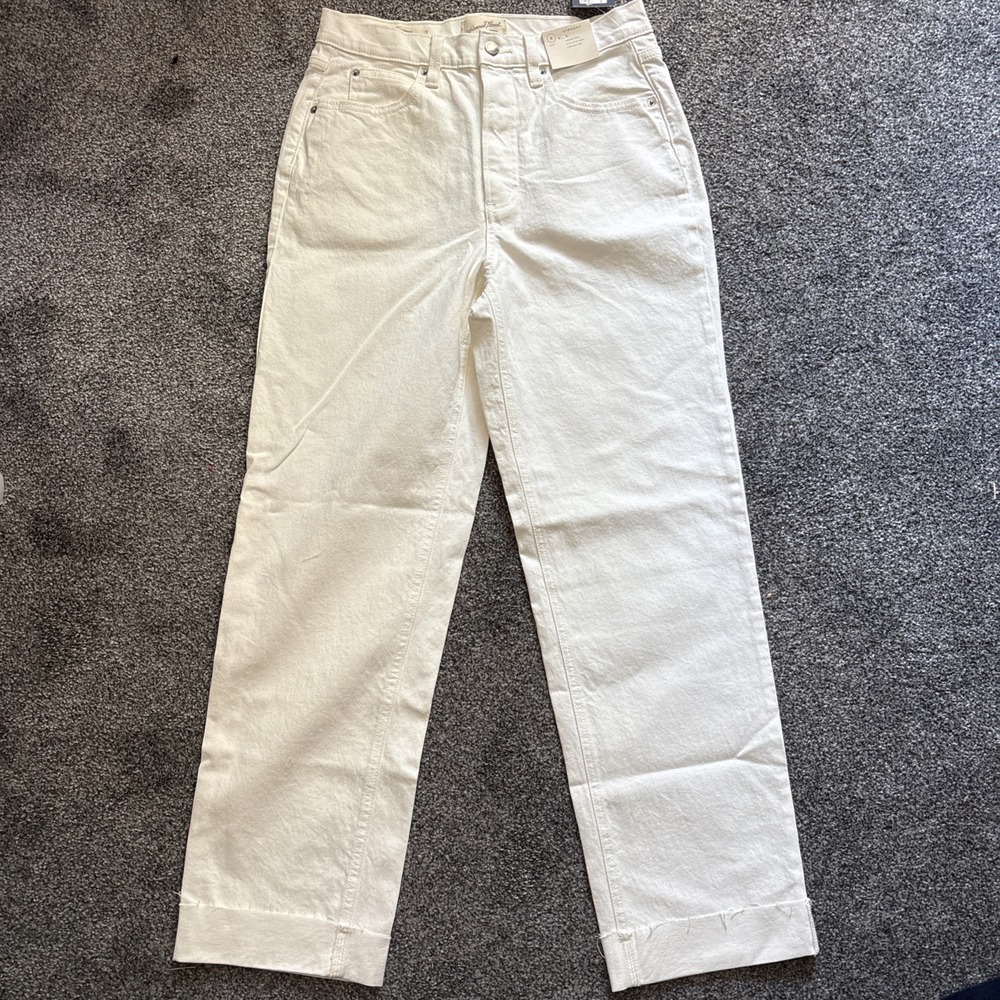 Universal Threads Jeans‎ Women's  8L White Highest-Rise Straight Ankle Jeans